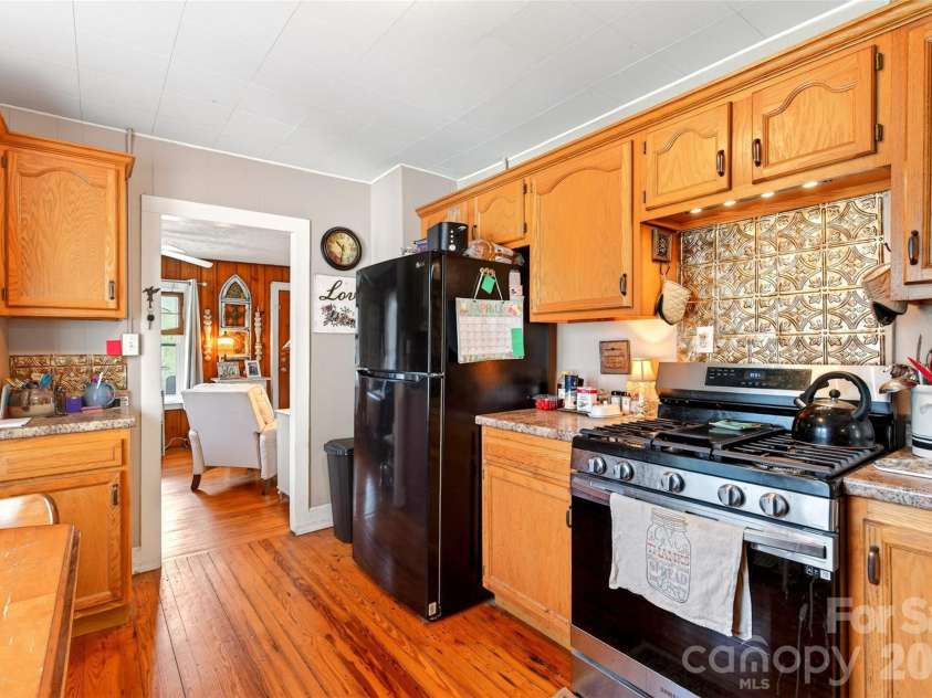 11 Dix Creek #2 Road, Leicester, NC 28748.  MLS# CAR4367192, YatesRealty ID 14809. 