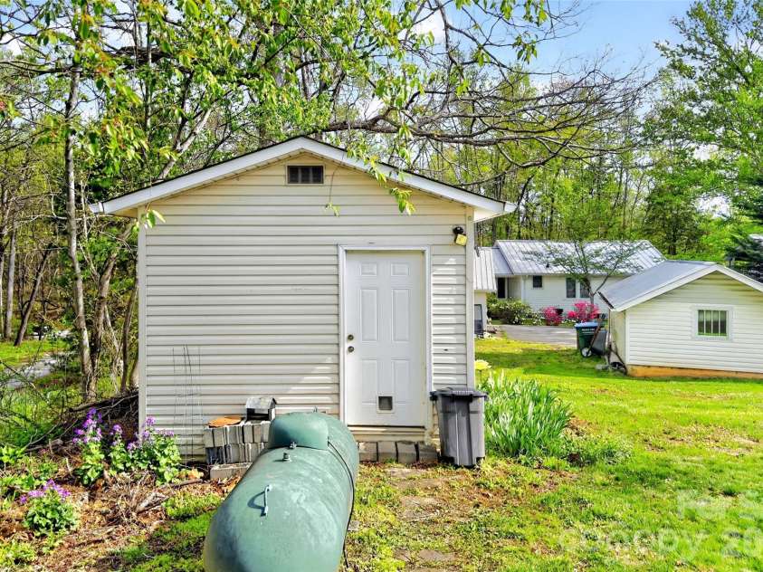 11 Dix Creek #2 Road, Leicester, NC 28748.  MLS# CAR4367192, YatesRealty ID 14809. 