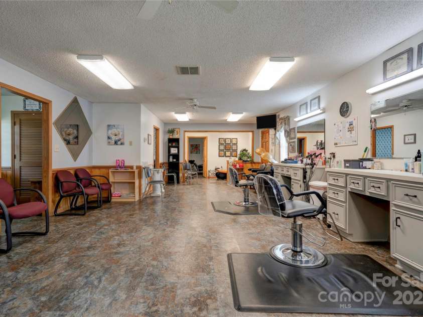 4009 Polkville Road, Shelby, NC 28150.  MLS# CAR4229032, YatesRealty ID 1481. Main Area