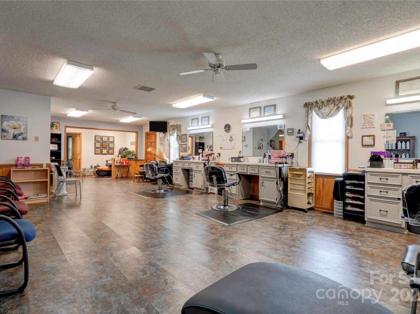 4009 Polkville Road, Shelby, NC 28150.  MLS# CAR4229032, YatesRealty ID 1481. Main Area