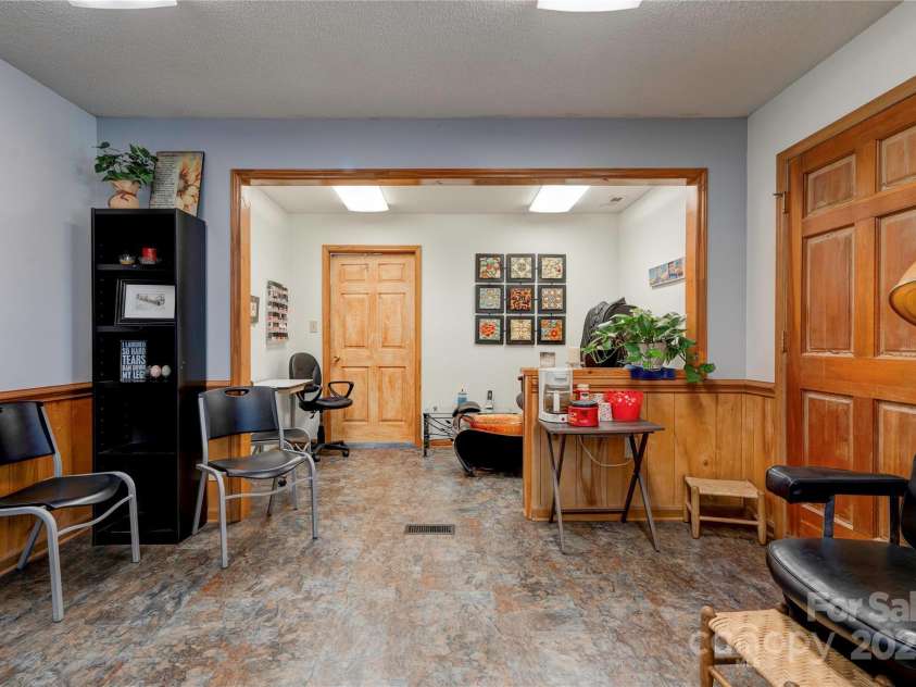 4009 Polkville Road, Shelby, NC 28150.  MLS# CAR4229032, YatesRealty ID 1481. Main Area