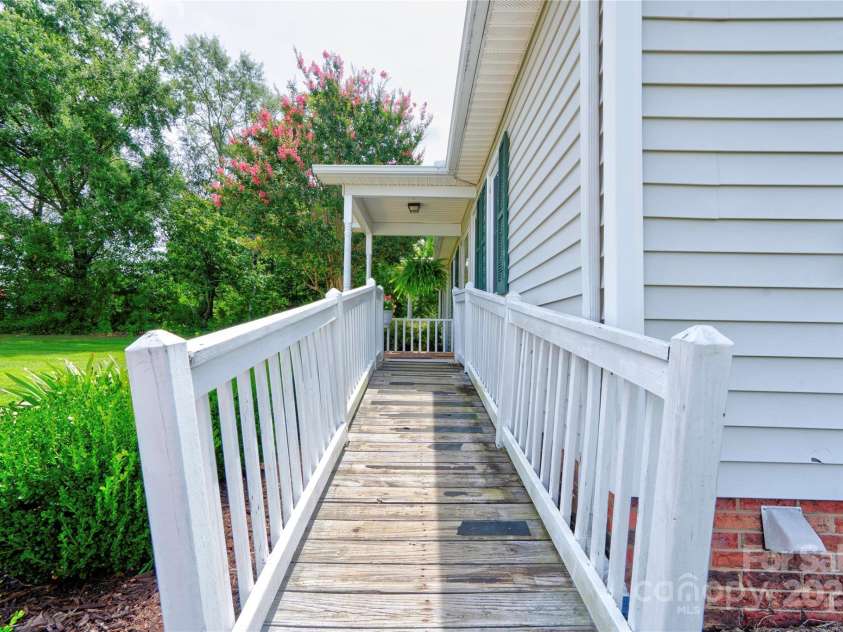 4009 Polkville Road, Shelby, NC 28150.  MLS# CAR4229032, YatesRealty ID 1481. Ramp