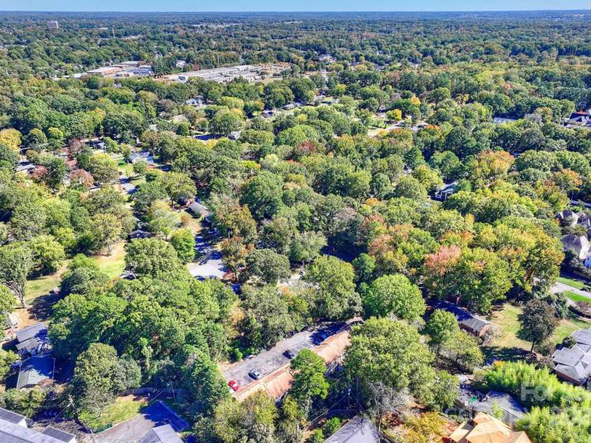 951 Hollywood Street, Charlotte, NC 28211.  MLS# CAR4312884, YatesRealty ID 1481. 