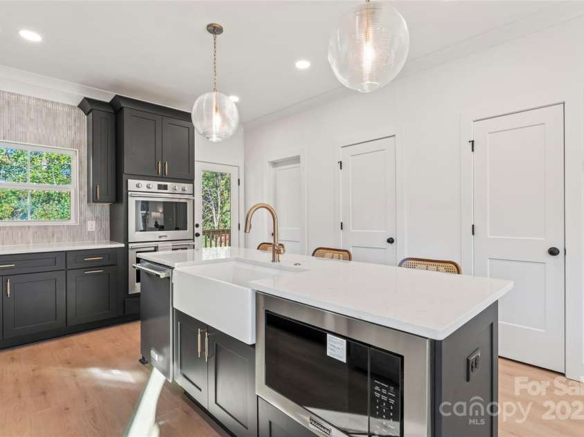 430 Bogue Drive, Fort Mill, SC 29708.  MLS# CAR4310642, YatesRealty ID 14811. 