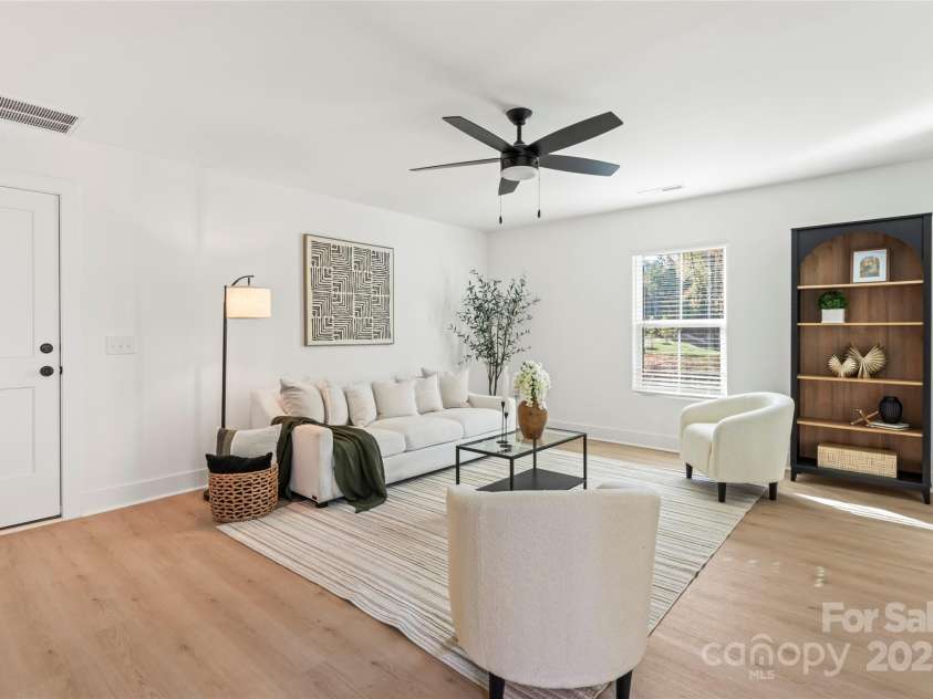 430 Bogue Drive, Fort Mill, SC 29708.  MLS# CAR4310642, YatesRealty ID 14811. 