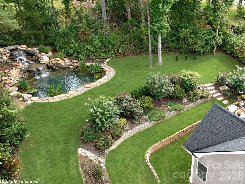 139 Clay Street, Fairview, NC 28730.  MLS# CAR4308296, YatesRealty ID 14813. 