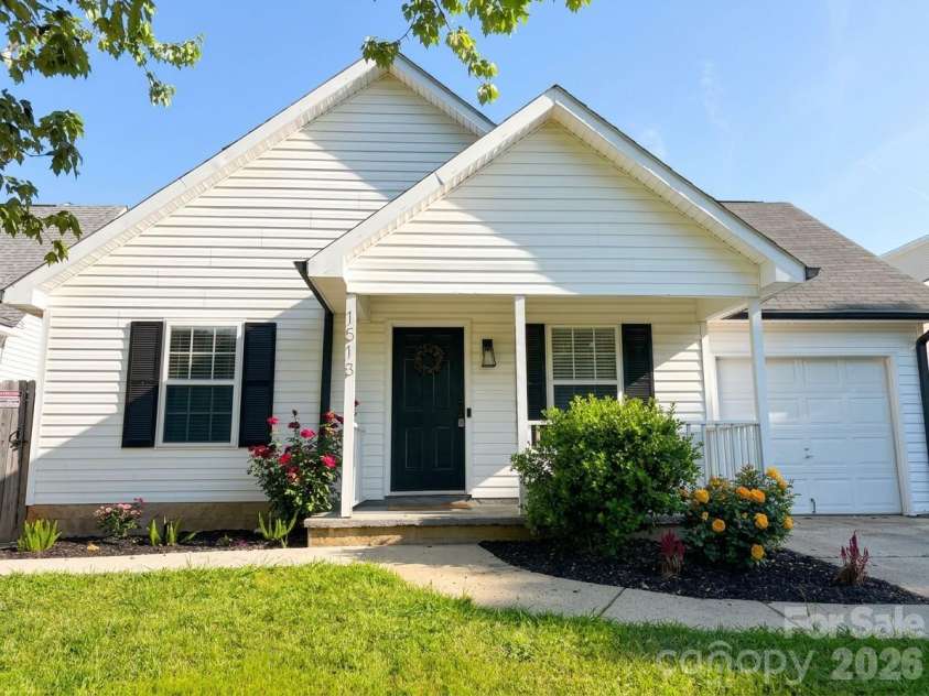 1513 Dendy Lane, Pineville, NC 28134.  MLS# CAR4337003, YatesRealty ID 14814. 