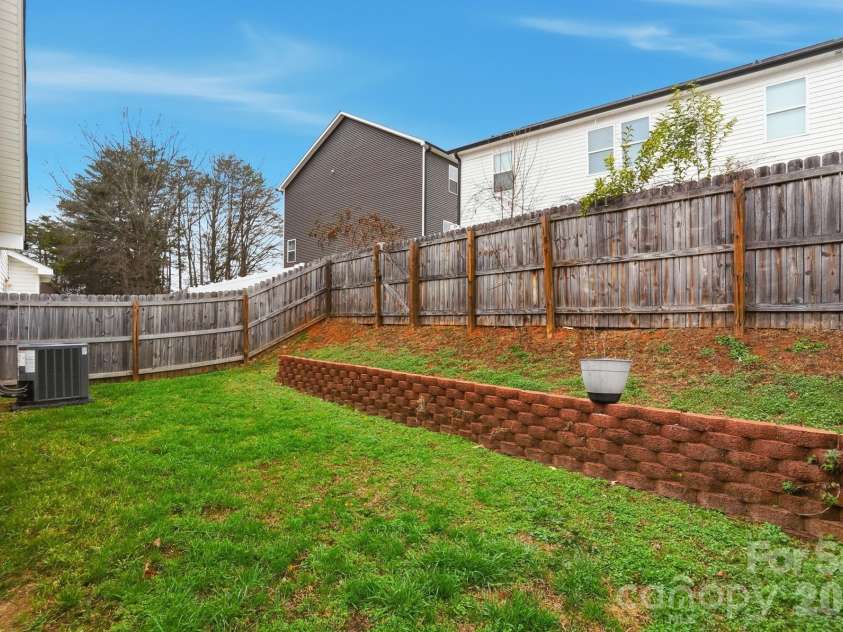 1513 Dendy Lane, Pineville, NC 28134.  MLS# CAR4337003, YatesRealty ID 14814. 