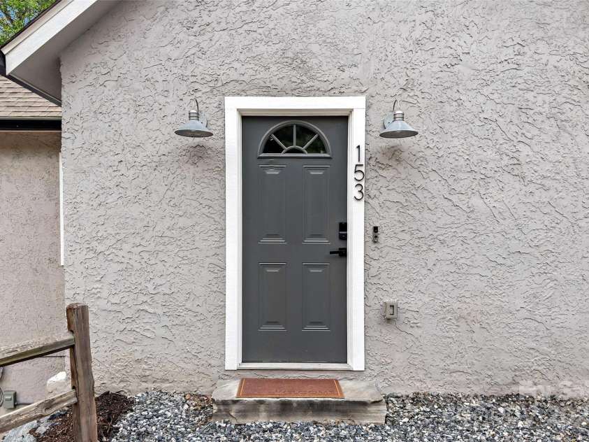 153 Arrowood Corner Road, Mars Hill, NC 28754.  MLS# CAR4283889, YatesRealty ID 14815. 