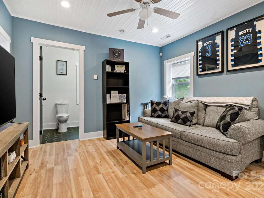 153 Arrowood Corner Road, Mars Hill, NC 28754.  MLS# CAR4283889, YatesRealty ID 14815. 