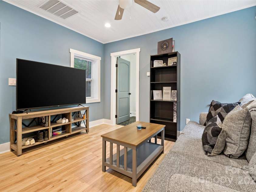 153 Arrowood Corner Road, Mars Hill, NC 28754.  MLS# CAR4283889, YatesRealty ID 14815. 