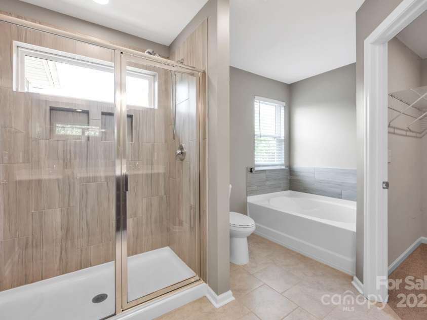 13408 Portside Lane, Lancaster, SC 29720.  MLS# CAR4249986, YatesRealty ID 14816. Primary Bathroom