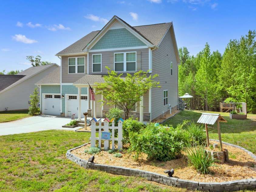 13408 Portside Lane, Lancaster, SC 29720.  MLS# CAR4249986, YatesRealty ID 14816. Welcome to 13408 Portside Lane!