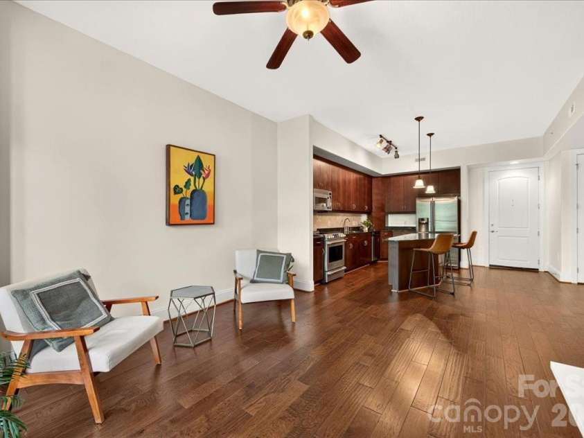 4625 Piedmont Row Drive, Charlotte, NC 28210.  MLS# CAR4400741, YatesRealty ID 14816. 