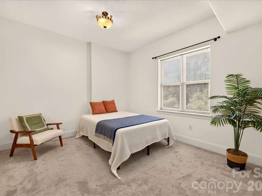 4625 Piedmont Row Drive, Charlotte, NC 28210.  MLS# CAR4400741, YatesRealty ID 14816. Comfortable and spacious bedroom
