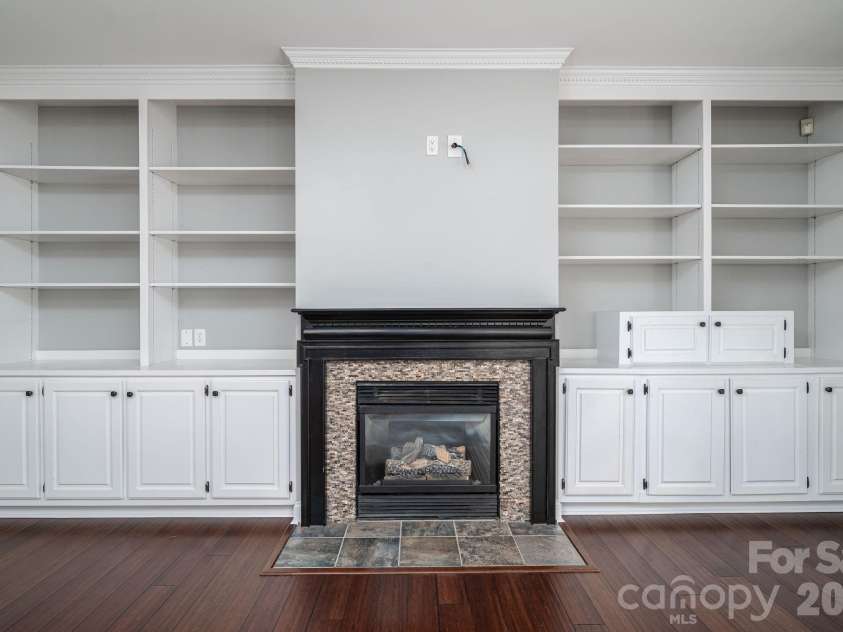503 Bridgestone Court, Gastonia, NC 28056.  MLS# CAR4416312, YatesRealty ID 14817. 