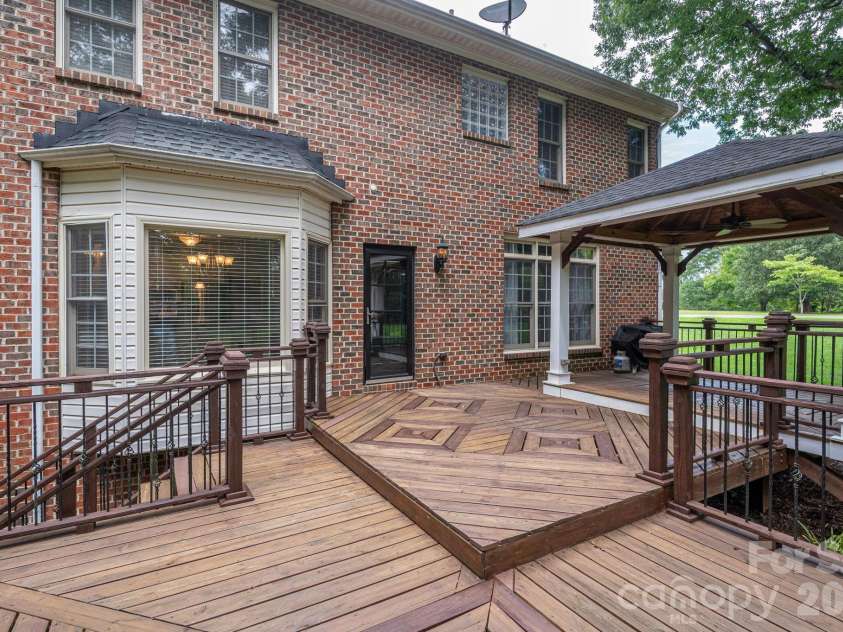 503 Bridgestone Court, Gastonia, NC 28056.  MLS# CAR4416312, YatesRealty ID 14817. 