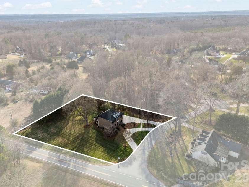 503 Bridgestone Court, Gastonia, NC 28056.  MLS# CAR4416312, YatesRealty ID 14817. 