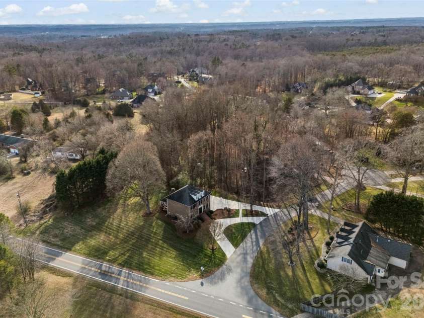 503 Bridgestone Court, Gastonia, NC 28056.  MLS# CAR4416312, YatesRealty ID 14817. 