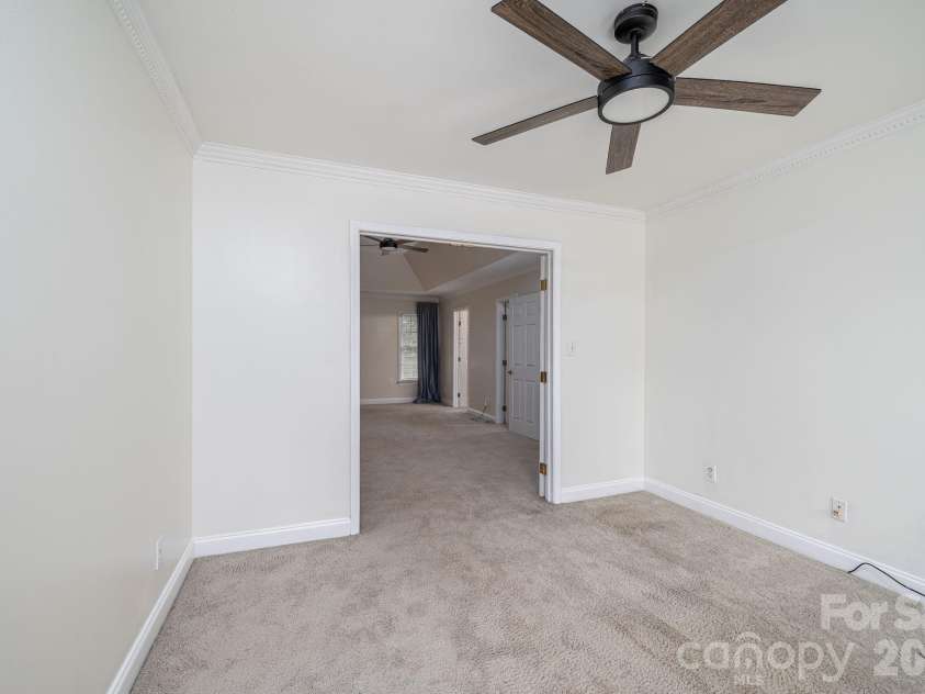 503 Bridgestone Court, Gastonia, NC 28056.  MLS# CAR4416312, YatesRealty ID 14817. Flex space in primary