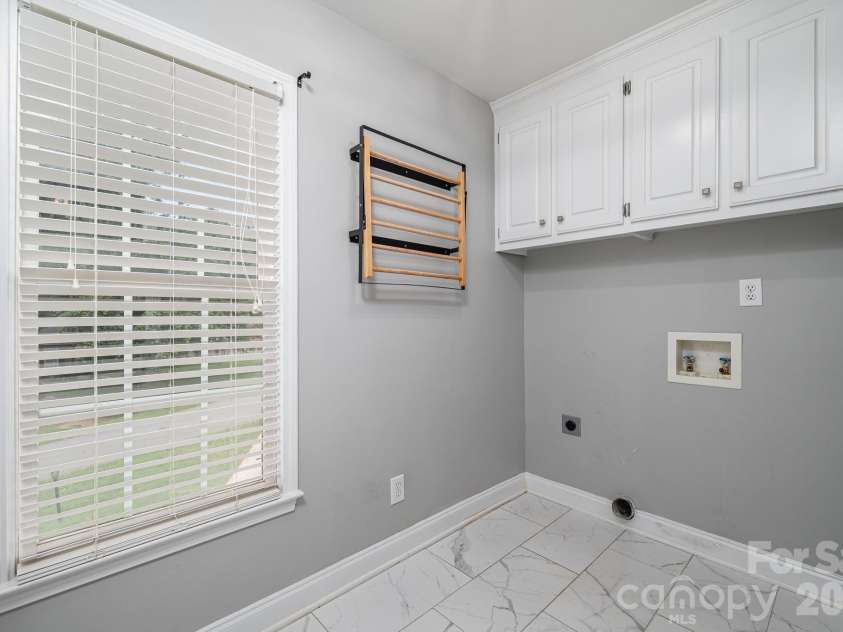 503 Bridgestone Court, Gastonia, NC 28056.  MLS# CAR4416312, YatesRealty ID 14817. Laundry