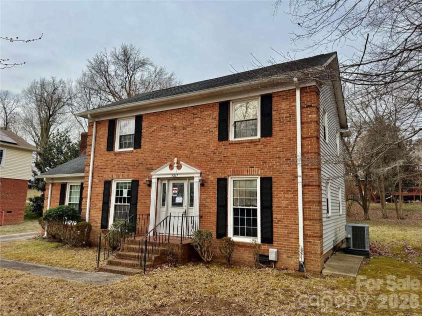 7817 Ritter Drive, Charlotte, NC 28270.  MLS# CAR4351493, YatesRealty ID 14818. 