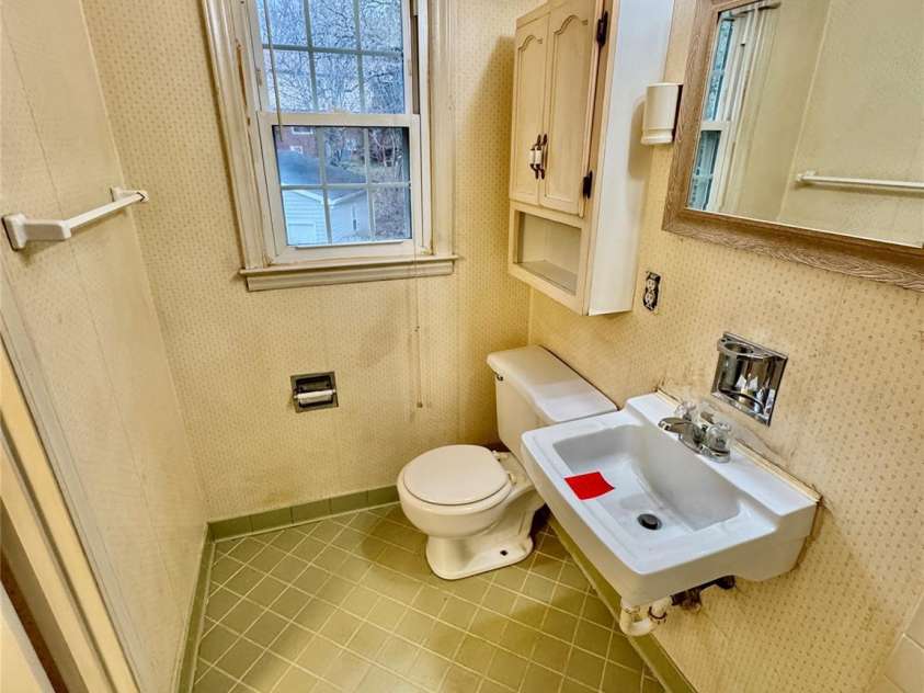 7817 Ritter Drive, Charlotte, NC 28270.  MLS# CAR4351493, YatesRealty ID 14818. 