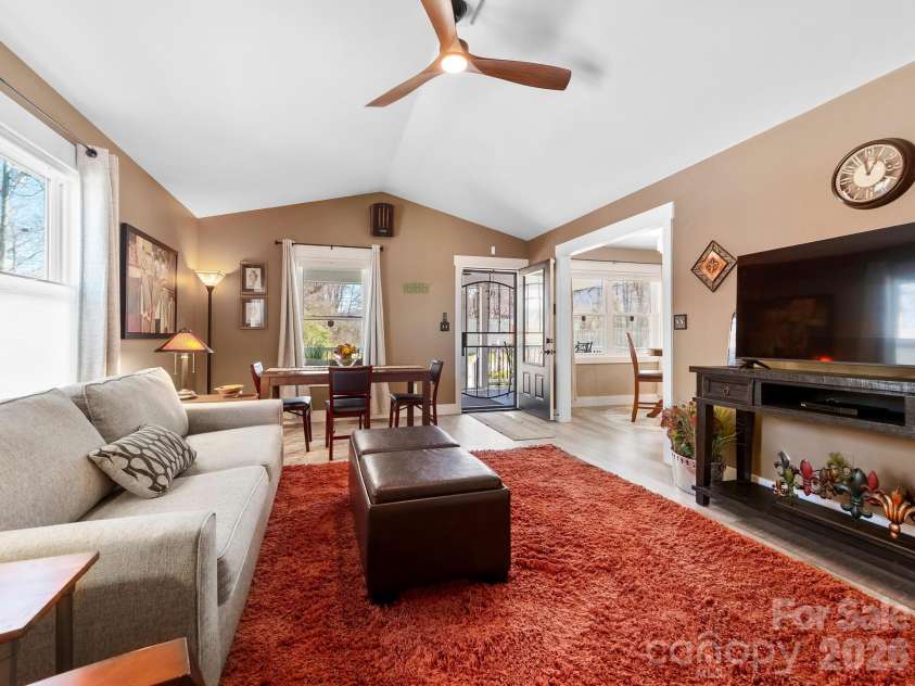 482 Booker Street, Asheville, NC 28803.  MLS# CAR4362039, YatesRealty ID 14819. 