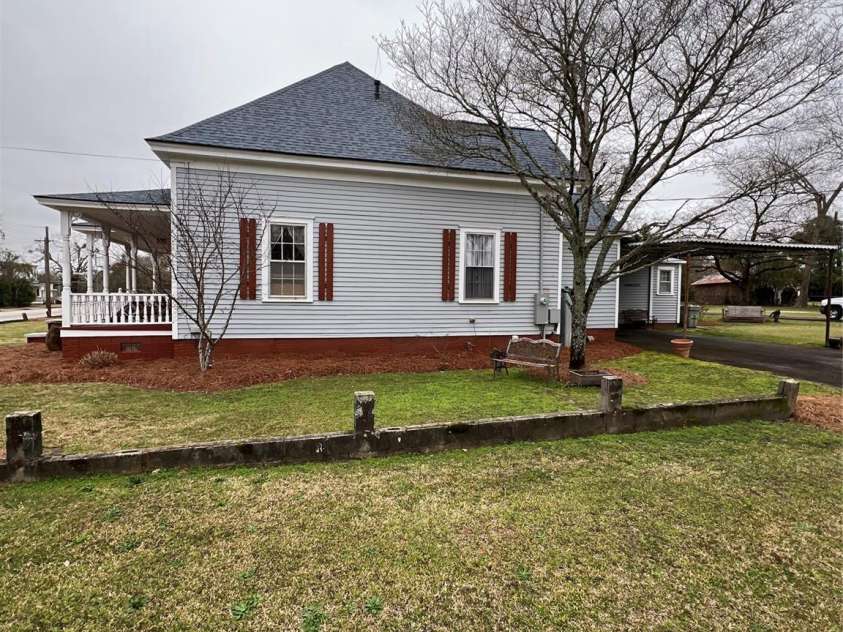 818 Calhoun Street, Johnston, SC 29832.  MLS# CAR4229029, YatesRealty ID 1482. 
