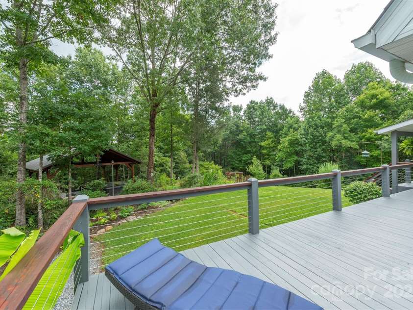 109B Star Trace Drive, Old Fort, NC 28762.  MLS# CAR4241809, YatesRealty ID 14820. 