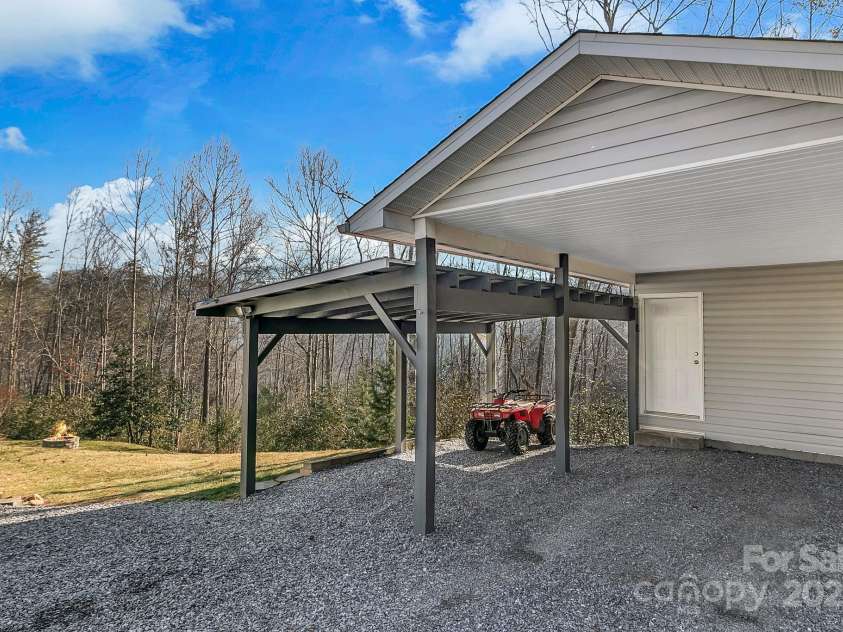 109B Star Trace Drive, Old Fort, NC 28762.  MLS# CAR4241809, YatesRealty ID 14820. 