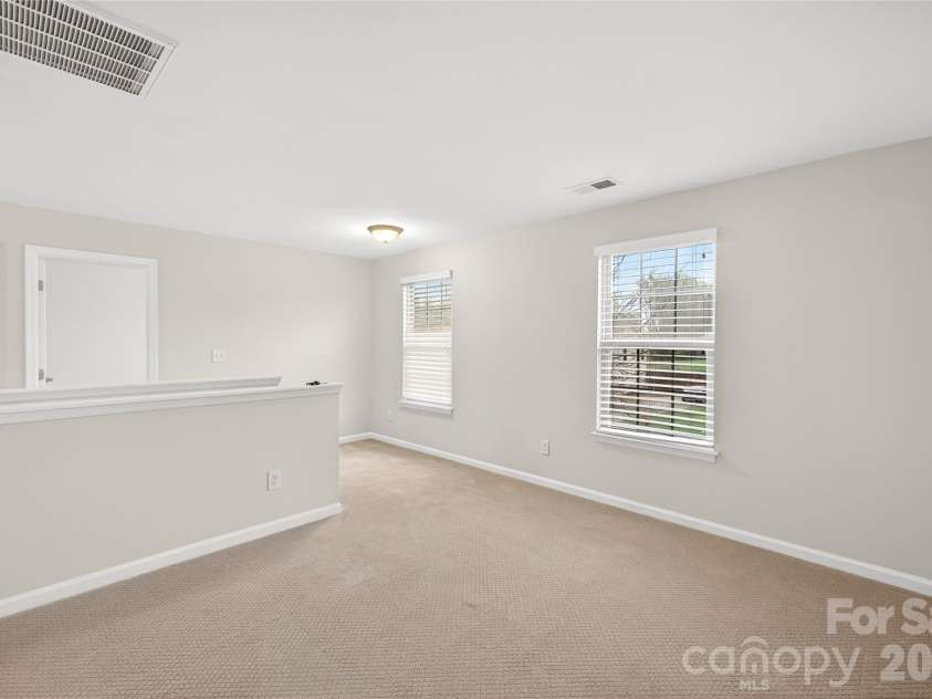 846 Longford Drive, Gastonia, NC 28056.  MLS# CAR4356610, YatesRealty ID 14821. 