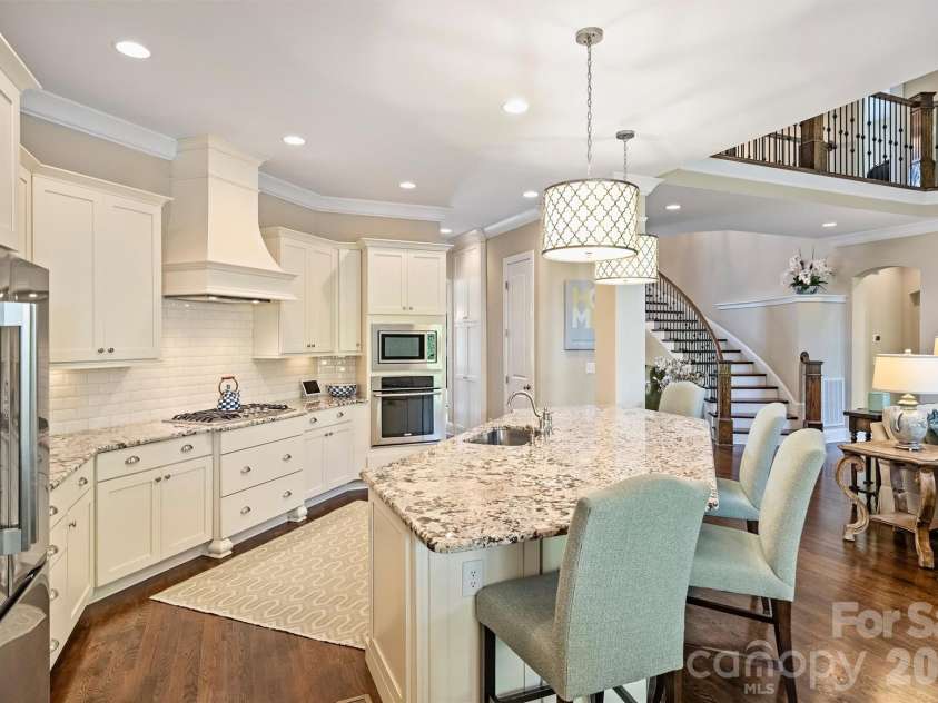 2209 Tatton Hall Road, Fort Mill, SC 29715.  MLS# CAR4366700, YatesRealty ID 14822. Kitchen
