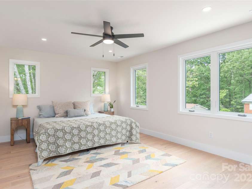 59 Campground Road, Asheville, NC 28805.  MLS# CAR4249637, YatesRealty ID 14822. 