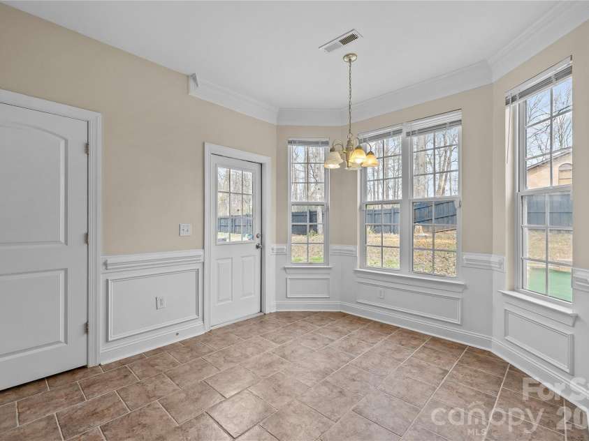 5106 Twin Cedars Drive, Monroe, NC 28110.  MLS# CAR4351559, YatesRealty ID 14823. 