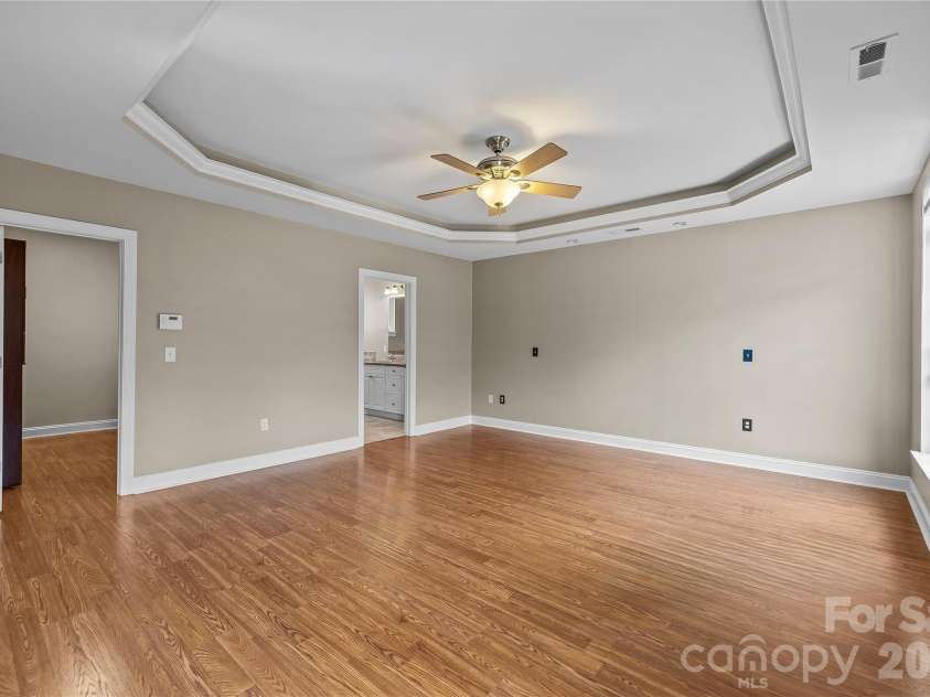 5106 Twin Cedars Drive, Monroe, NC 28110.  MLS# CAR4351559, YatesRealty ID 14823. 