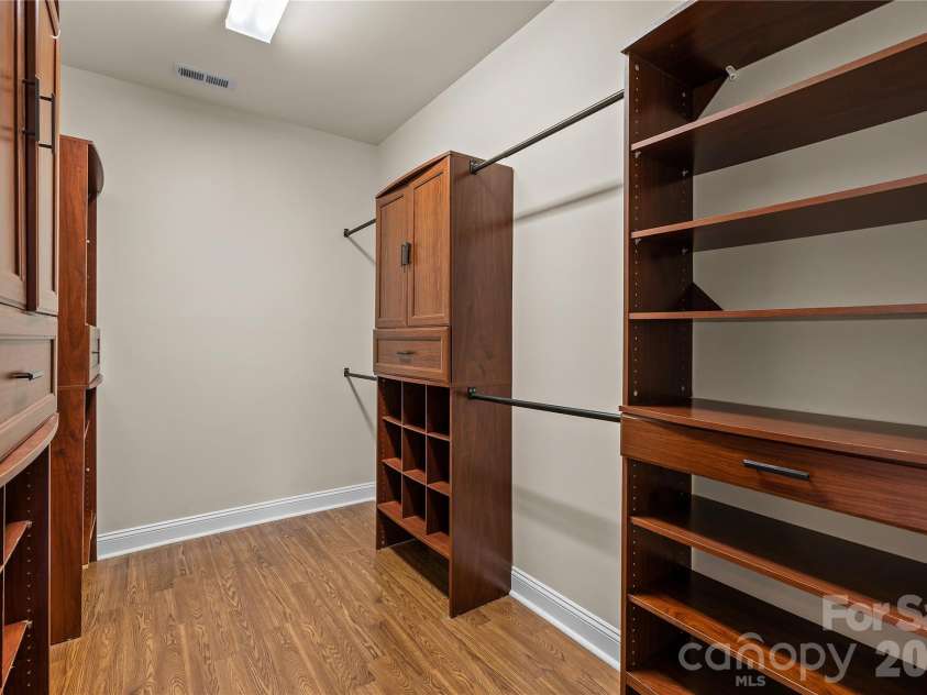 5106 Twin Cedars Drive, Monroe, NC 28110.  MLS# CAR4351559, YatesRealty ID 14823. 
