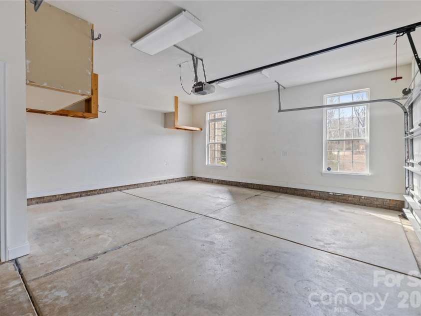 5106 Twin Cedars Drive, Monroe, NC 28110.  MLS# CAR4351559, YatesRealty ID 14823. 