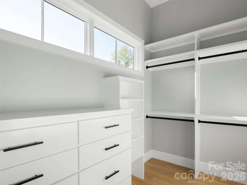 6 Walnut Valley Parkway, Arden, NC 28704.  MLS# CAR4368458, YatesRealty ID 14824. 