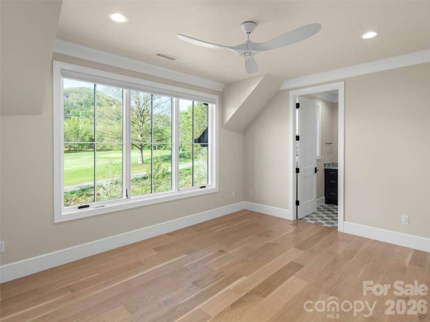 6 Walnut Valley Parkway, Arden, NC 28704.  MLS# CAR4368458, YatesRealty ID 14824. 