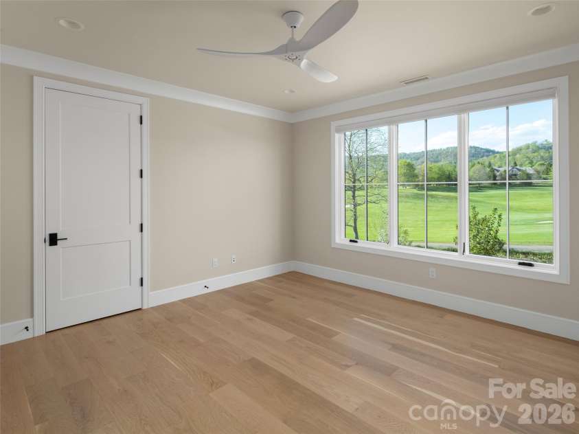 6 Walnut Valley Parkway, Arden, NC 28704.  MLS# CAR4368458, YatesRealty ID 14824. 