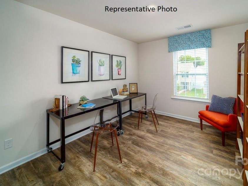 1358 37th Avenue Lane, Hickory, NC 28601.  MLS# CAR4240931, YatesRealty ID 14826. 