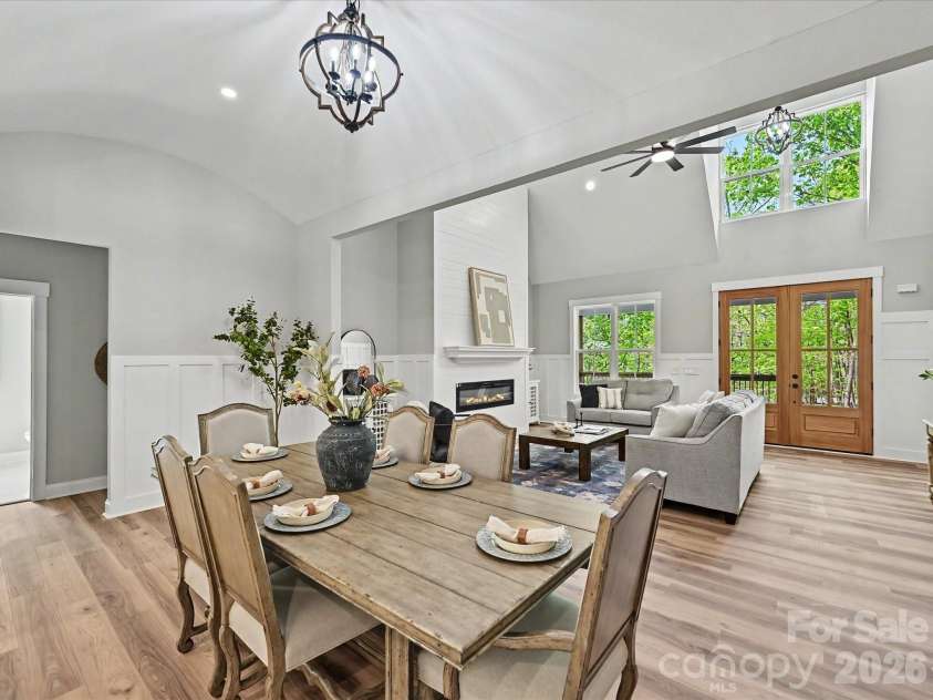 5310 Liberty Hill Road, York, SC 29745.  MLS# CAR4354185, YatesRealty ID 14827. Dining Area w/ arched ceiling