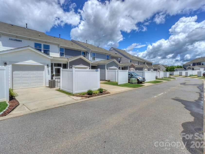 110 Synandra Drive, Mooresville, NC 28117.  MLS# CAR4256864, YatesRealty ID 14828. Alley to Garage