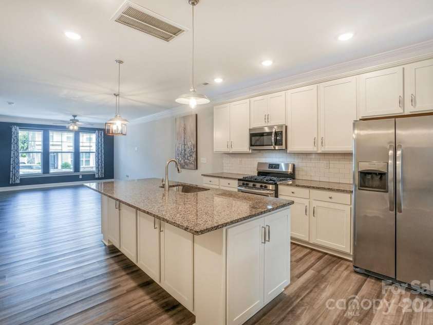 110 Synandra Drive, Mooresville, NC 28117.  MLS# CAR4256864, YatesRealty ID 14828. Kitchen