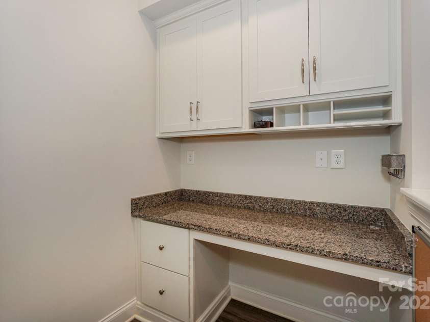 110 Synandra Drive, Mooresville, NC 28117.  MLS# CAR4256864, YatesRealty ID 14828. Office