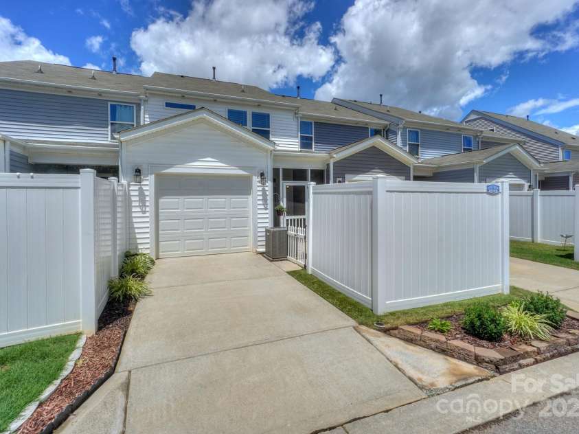 110 Synandra Drive, Mooresville, NC 28117.  MLS# CAR4256864, YatesRealty ID 14828. Rear Entry Garage off Alley