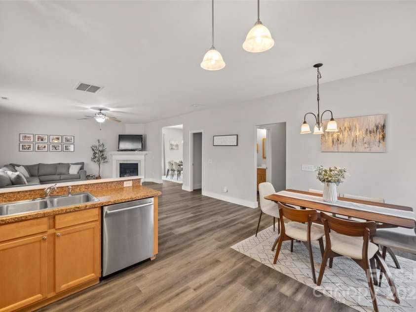2624 St Helena Court, Fort Mill, SC 29715.  MLS# CAR4248079, YatesRealty ID 14829. 