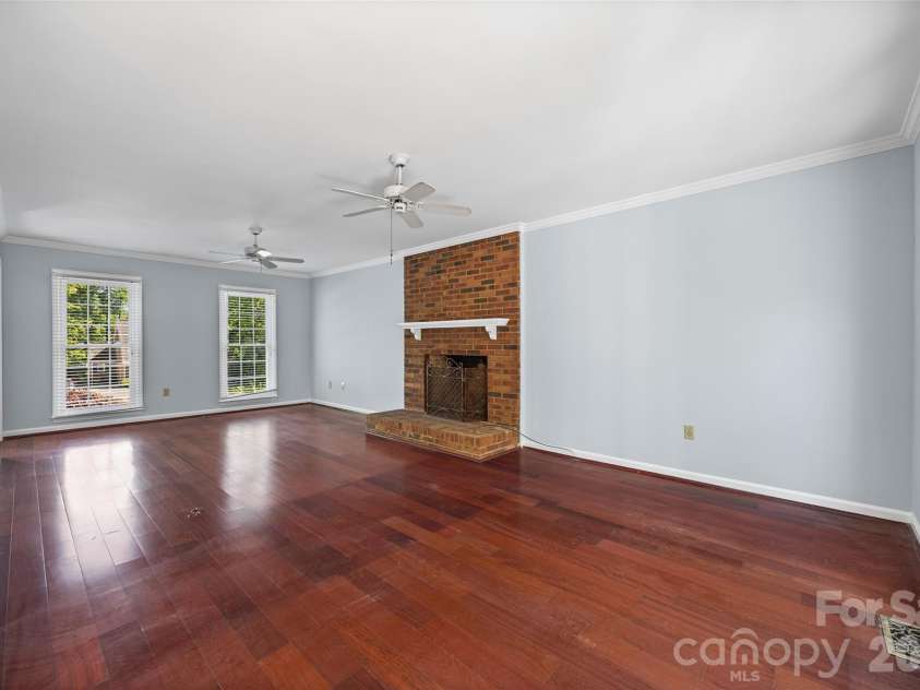 3221 Hitching Post Lane, Rock Hill, SC 29732.  MLS# CAR4359878, YatesRealty ID 14829. 