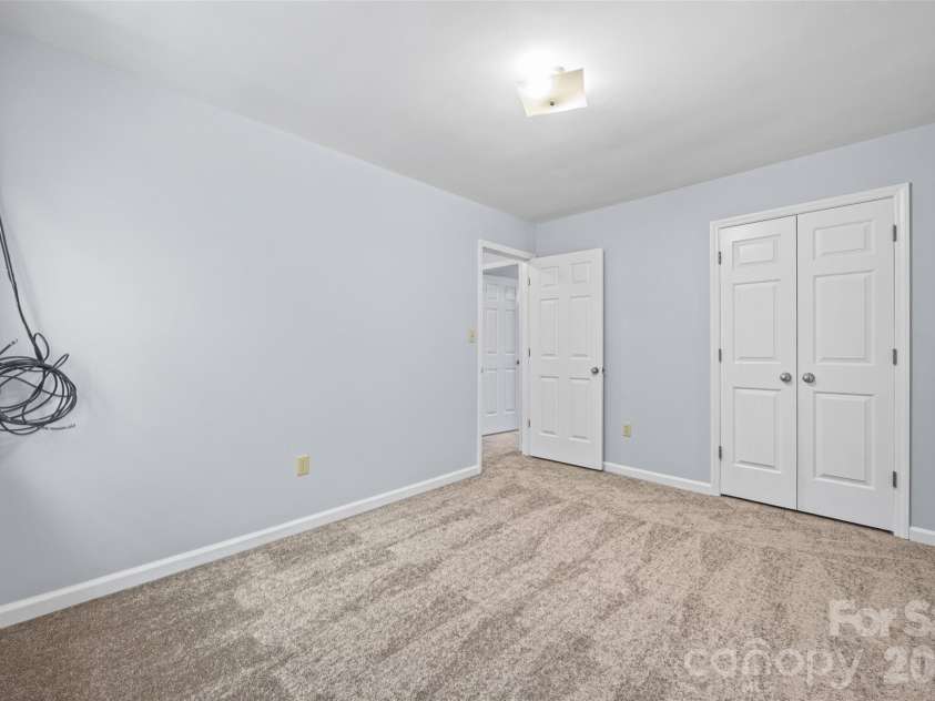 3221 Hitching Post Lane, Rock Hill, SC 29732.  MLS# CAR4359878, YatesRealty ID 14829. 